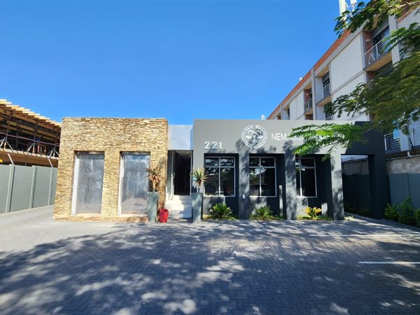 327  m² Commercial space in Brooklyn