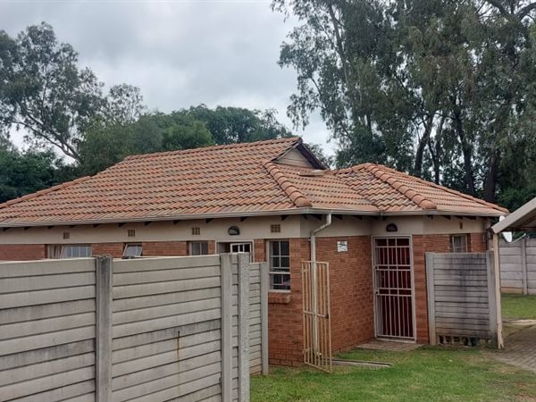 3 Bedroom House 3 Bedroom House