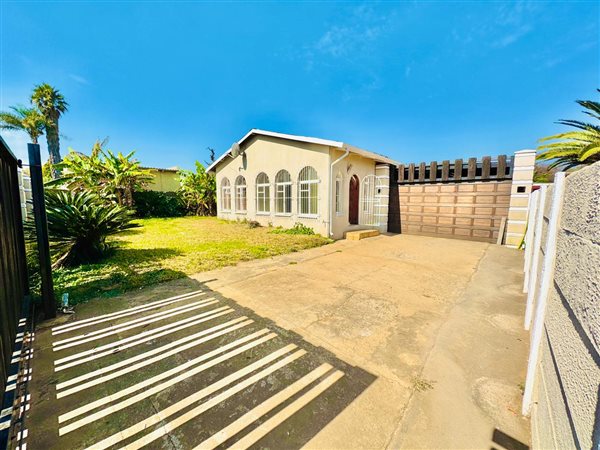 4 Bedroom House 4 Bedroom House
