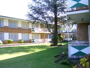 1 Bed Apartment in Westdene