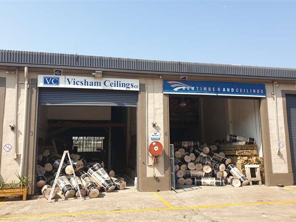 180  m² Commercial space in Pinetown Central