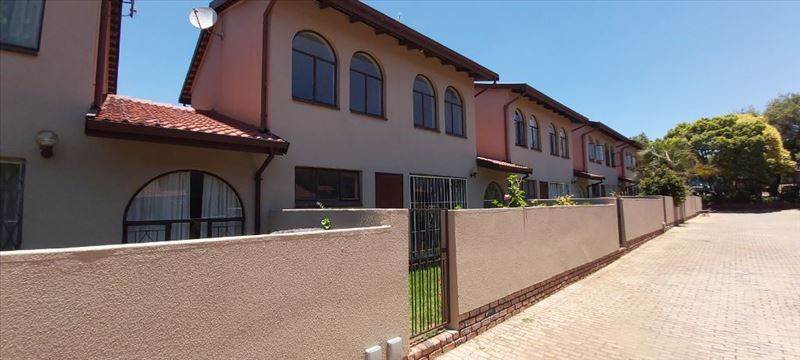 2 Bed Townhouse in Edleen photo number 1