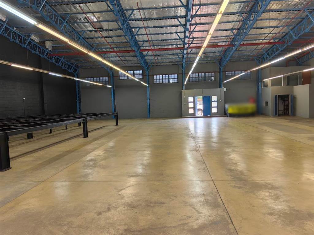675  m² Industrial space in Jacobs photo number 4