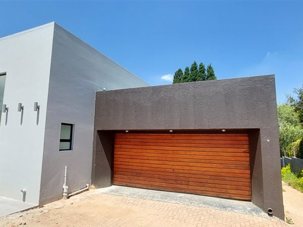 3 Bed House in Quellerina