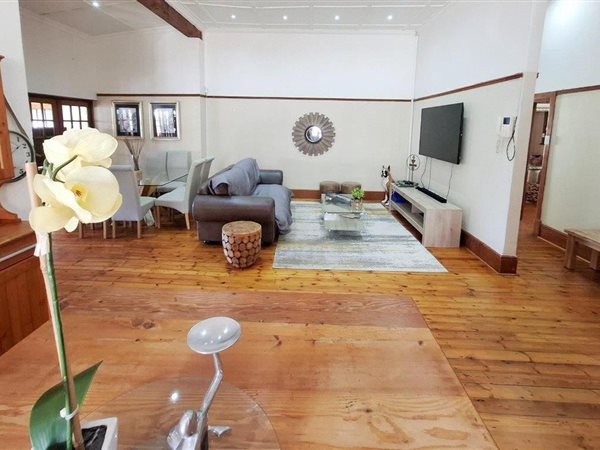 3 Bedroom House 3 Bedroom House