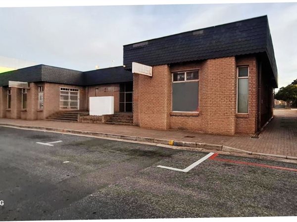 605 m² Commercial space 605 m² Commercial space