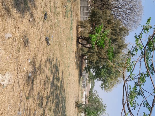 1 400 m² Land 1 400 m² Land