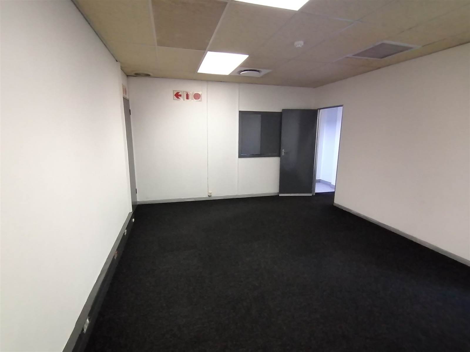 267  m² Commercial space in Halfway House photo number 4