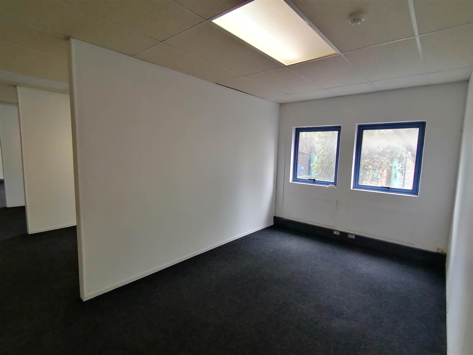 267  m² Commercial space in Halfway House photo number 10