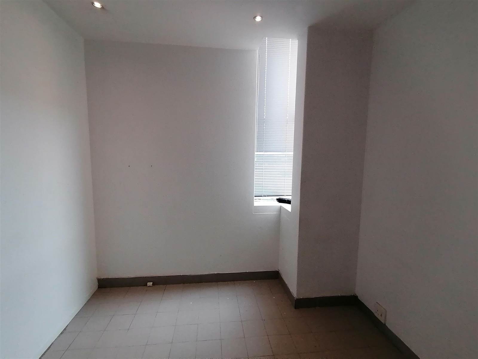 267  m² Commercial space in Halfway House photo number 5