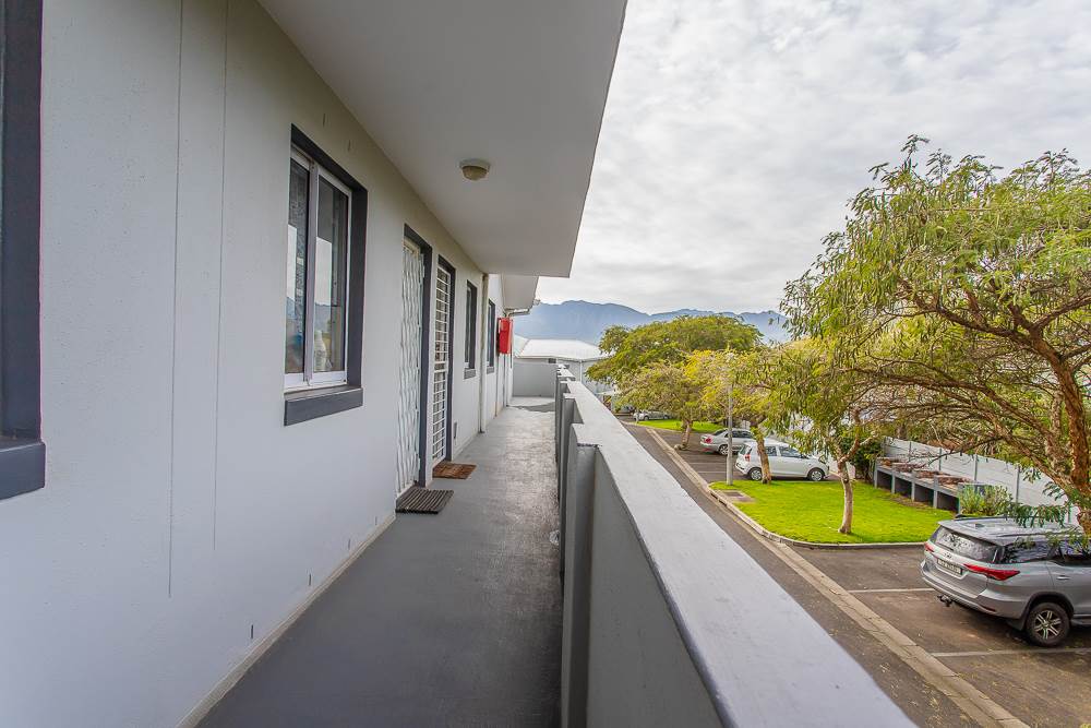1 Bed Apartment in Northern Paarl photo number 5