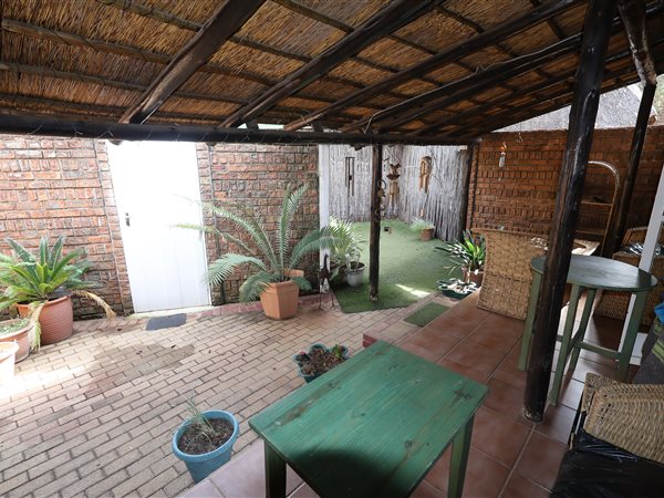 1 Bedroom Simplex 1 Bedroom Simplex