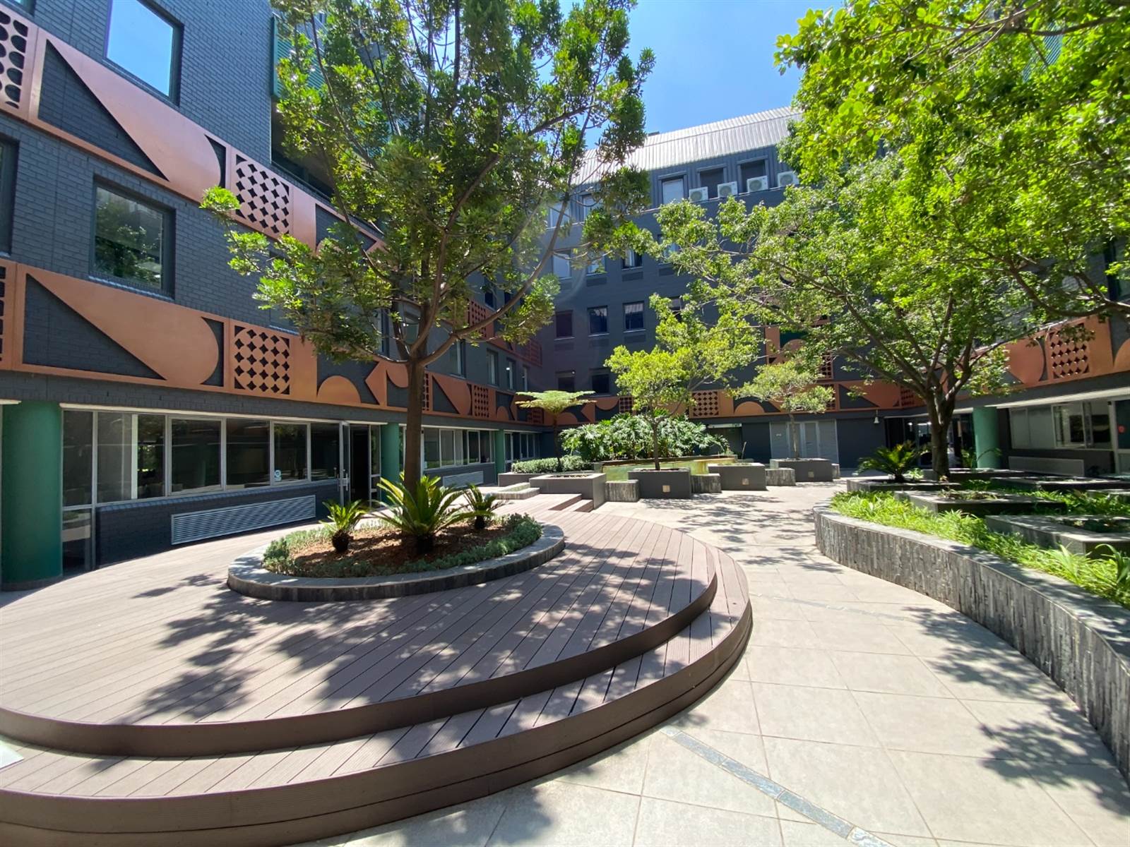 172  m² Commercial space in Rosebank photo number 9