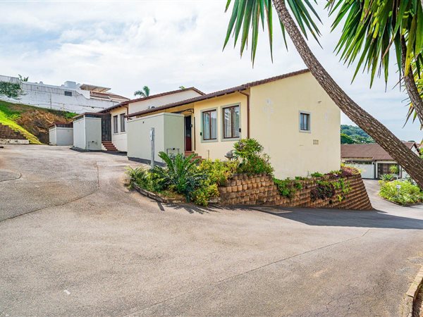 3 Bedroom Townhouse 3 Bedroom Townhouse