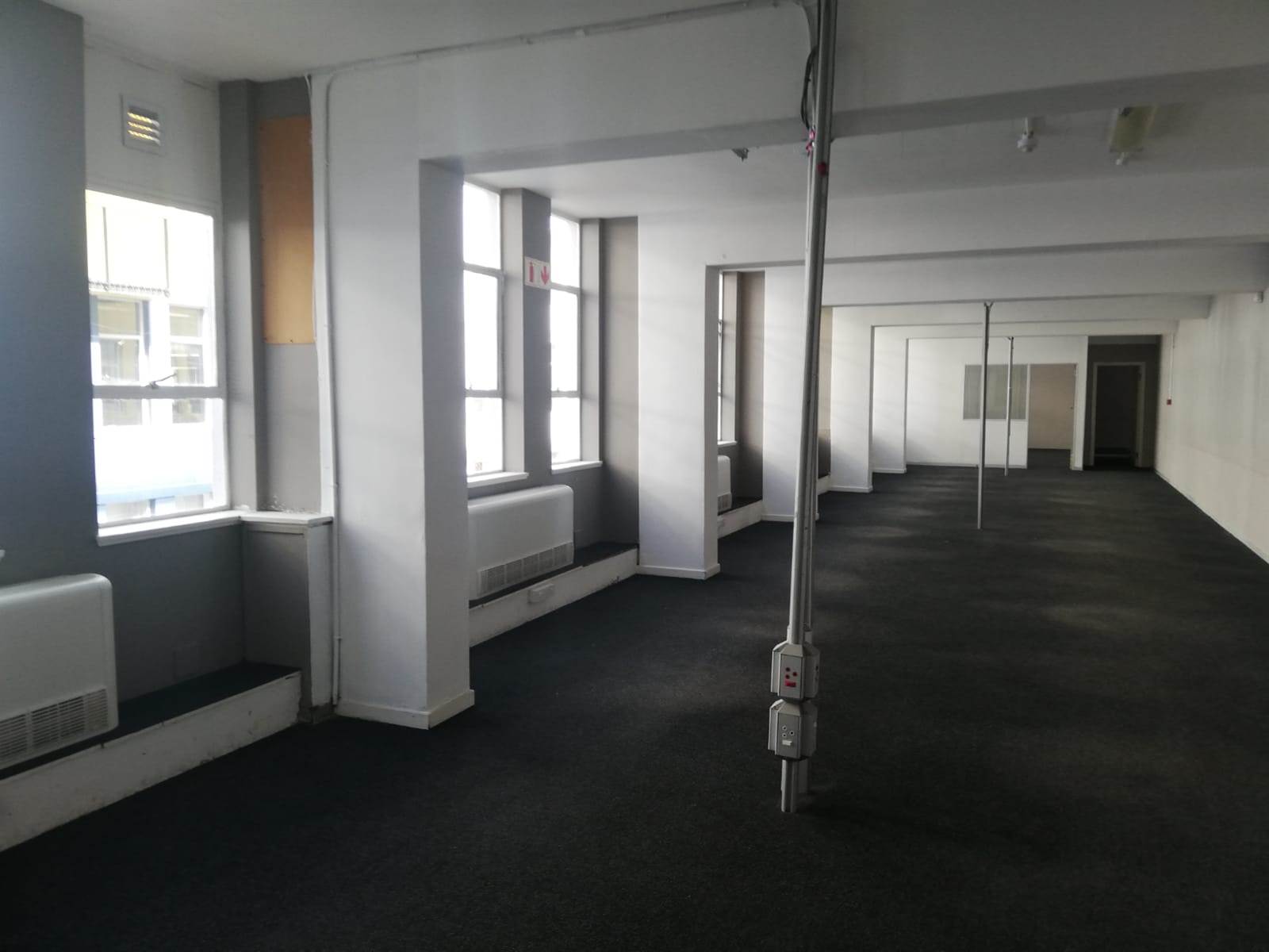 659  m² Office Space in Cape Town City Centre photo number 1