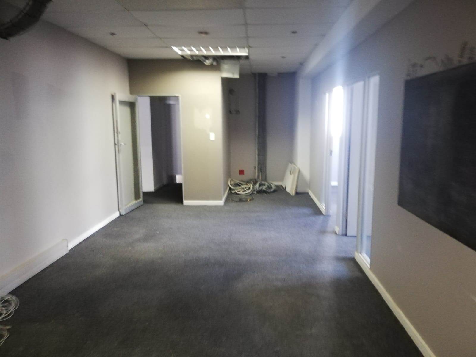 659  m² Office Space in Cape Town City Centre photo number 17