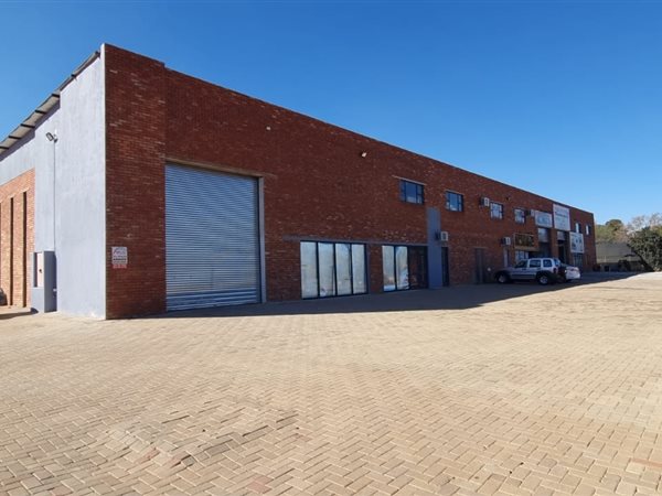1 082  m² Industrial space