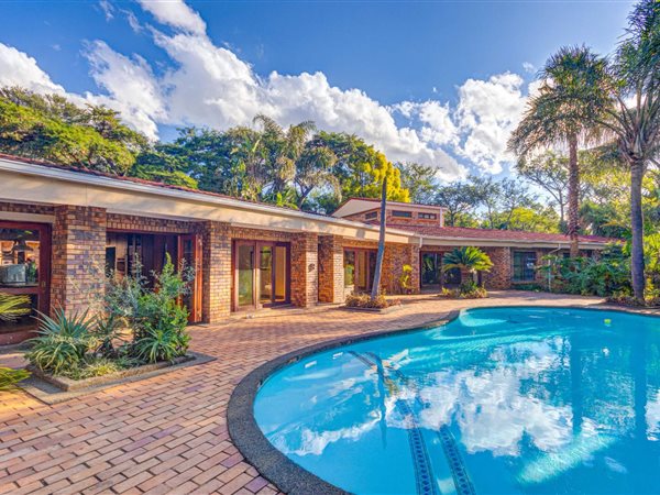 4 Bedroom House 4 Bedroom House