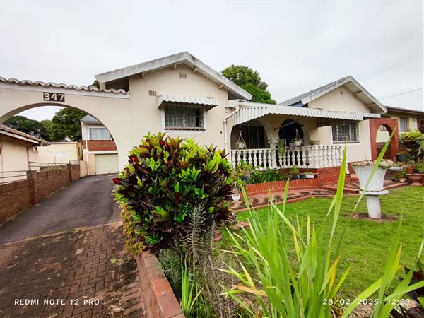 3 Bedroom House 3 Bedroom House