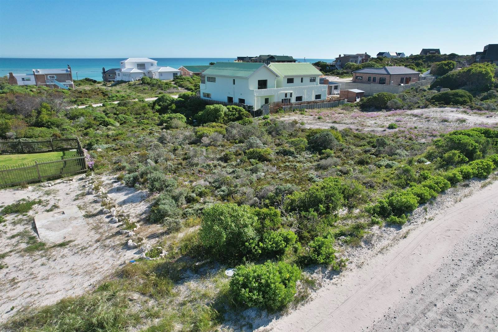703 m² Land available in Suiderstrand photo number 6