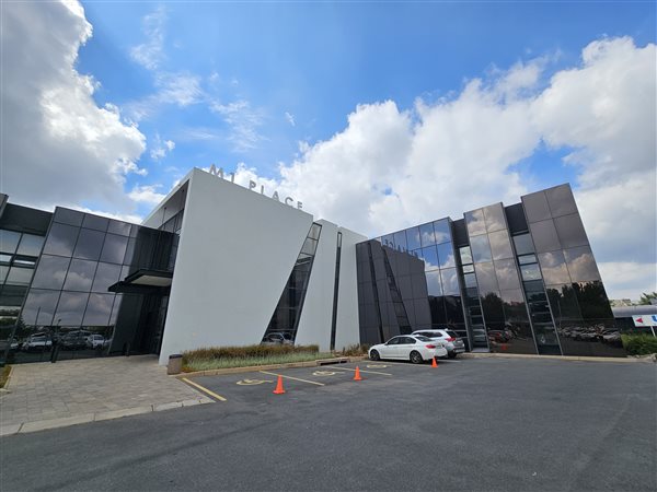 2 543  m² Commercial space