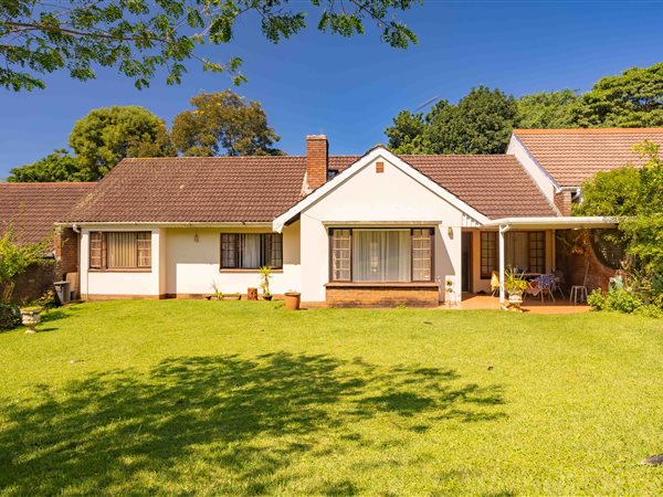 3 Bedroom Townhouse 3 Bedroom Townhouse