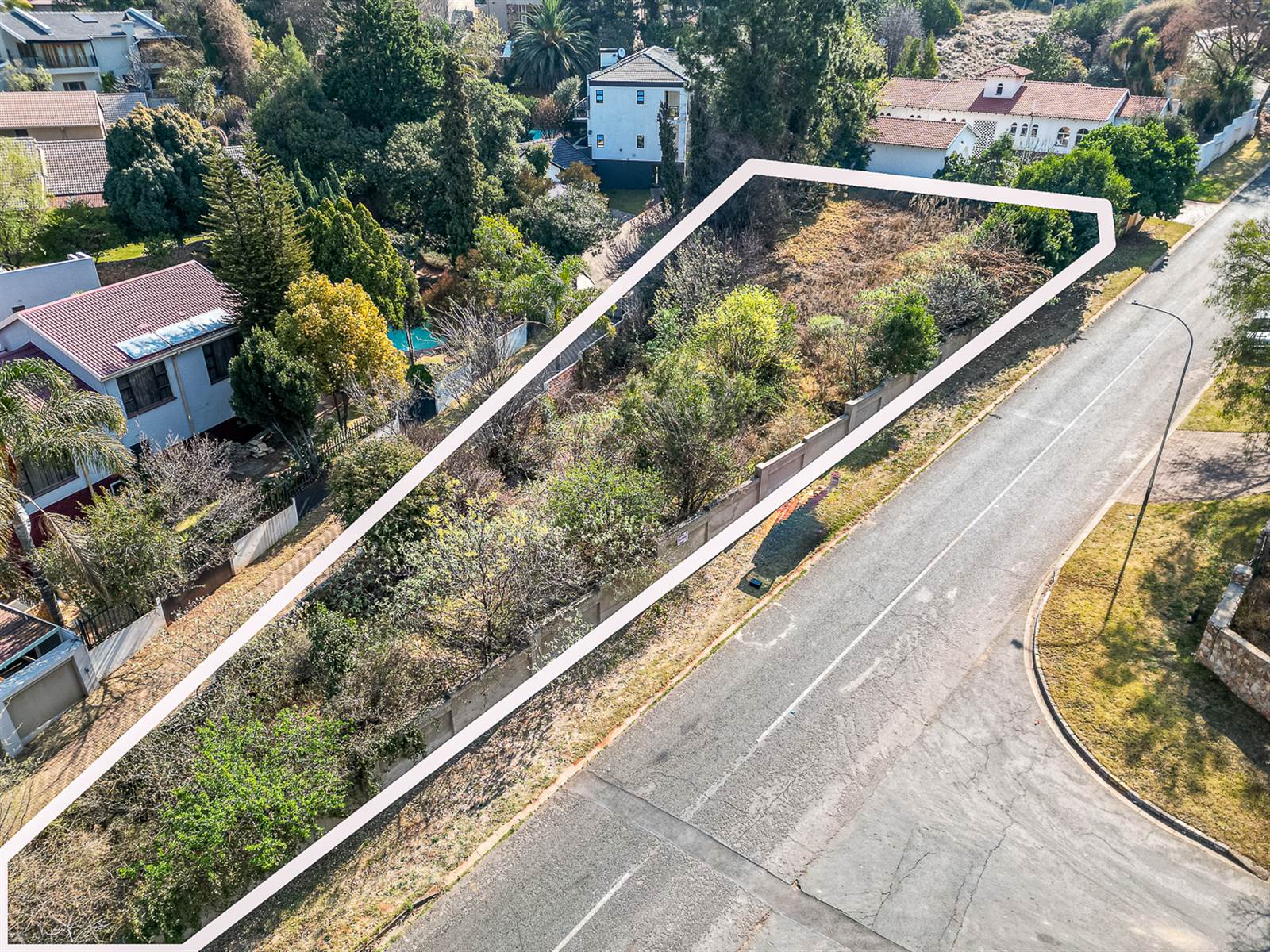 1094 m² Land available in Northcliff photo number 2