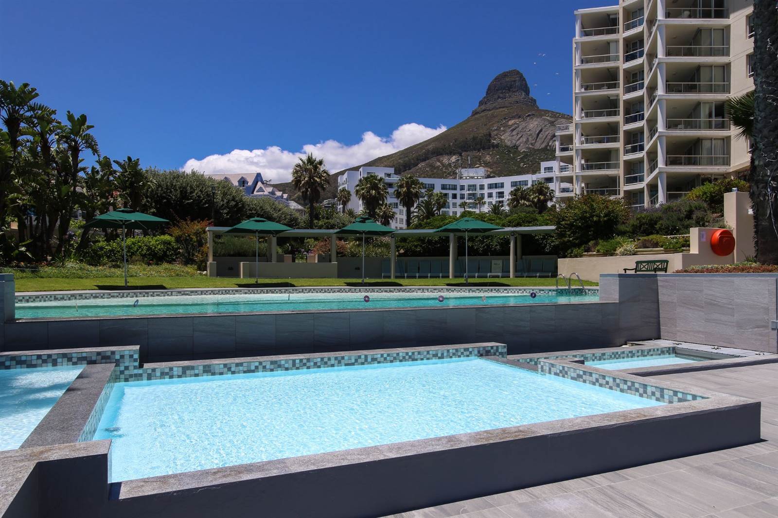 3 Bed Apartment in Bantry Bay photo number 26