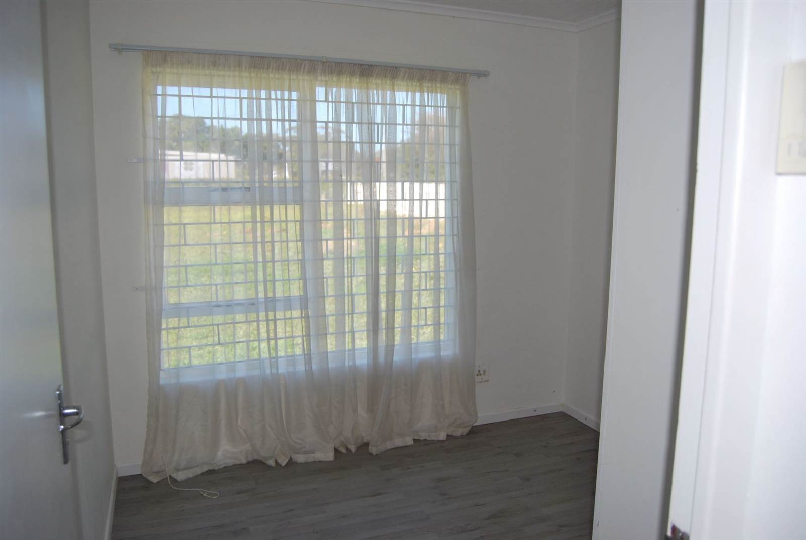 3 Bed House in Knysna Central photo number 13