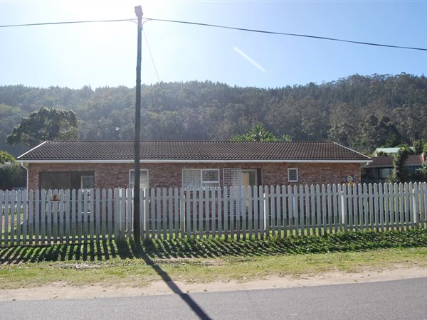 3 Bed House in Knysna Central