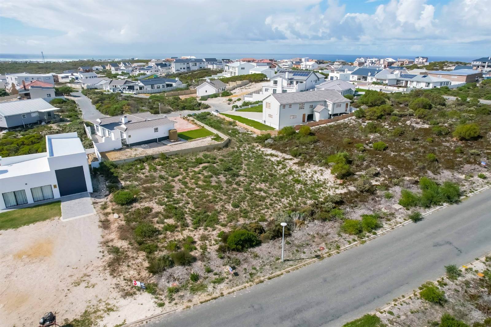 932 m² Land available in Struisbaai photo number 6
