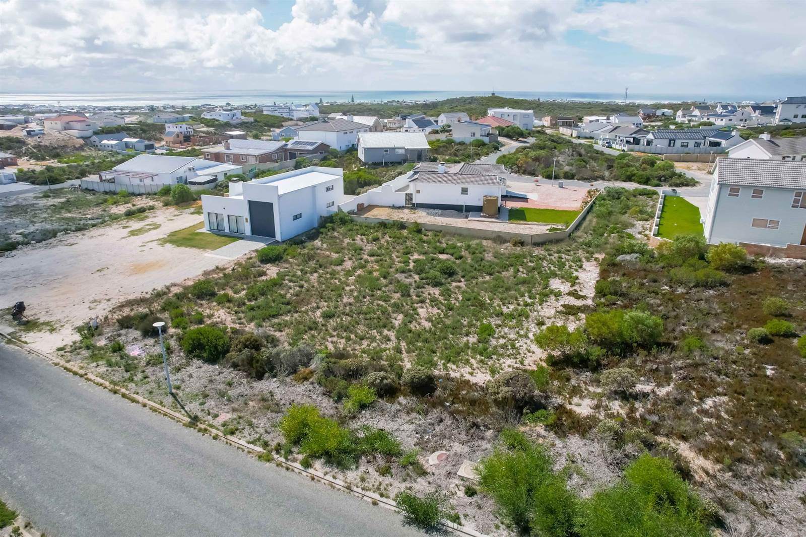 932 m² Land available in Struisbaai photo number 7