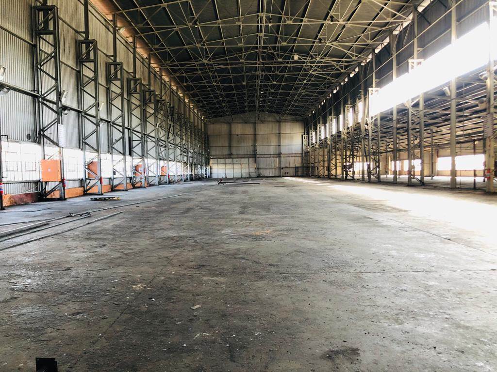 5200  m² Industrial space in Factoria photo number 8