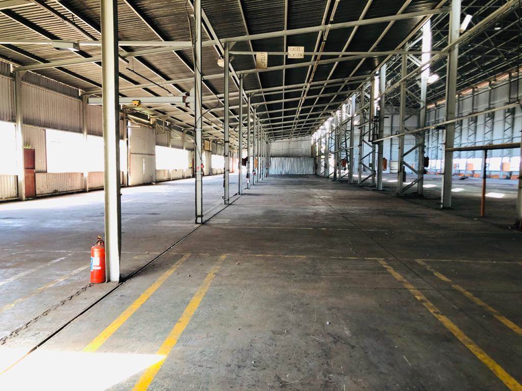 5200  m² Industrial space in Factoria photo number 11