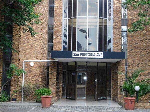 355 m² Commercial space 355 m² Commercial space