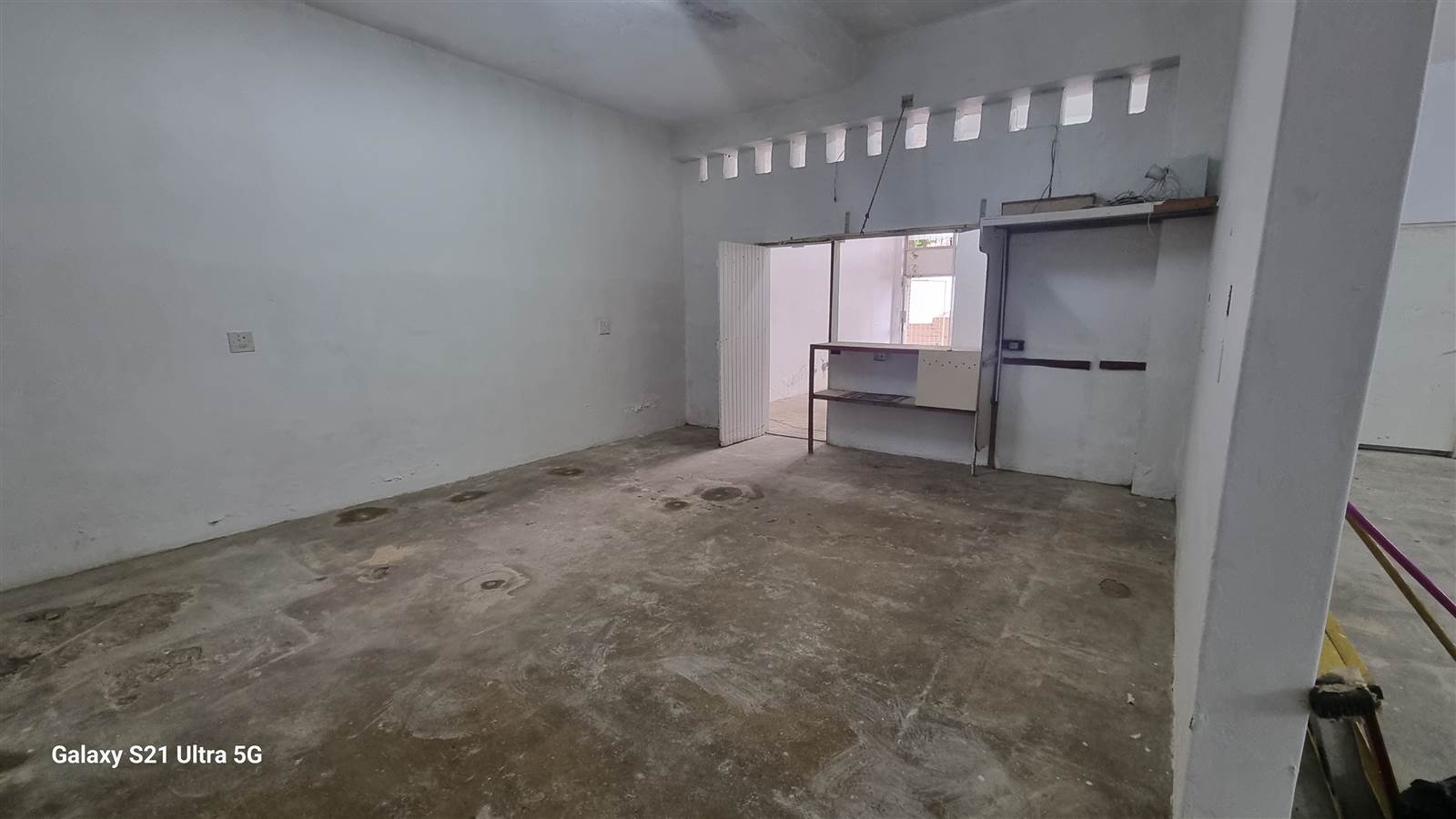 199  m² Commercial space in Manaba photo number 2
