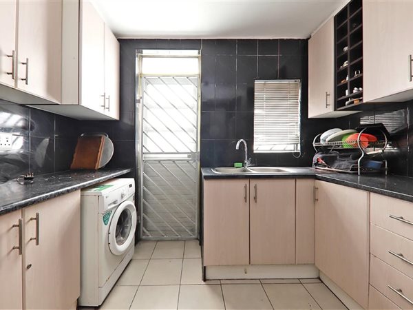 3 Bedroom House 3 Bedroom House