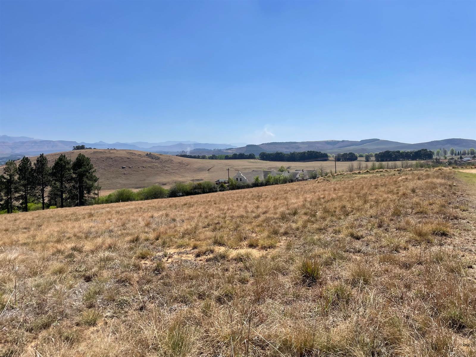 3060 m² Land available in Underberg photo number 2