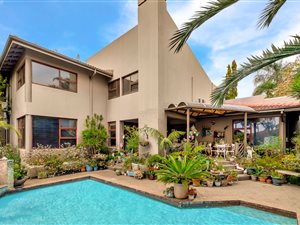 4 Bed House in Hurlingham Manor