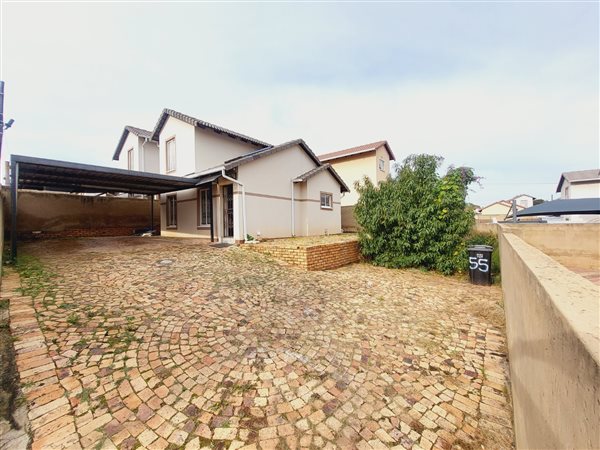3 Bedroom House 3 Bedroom House