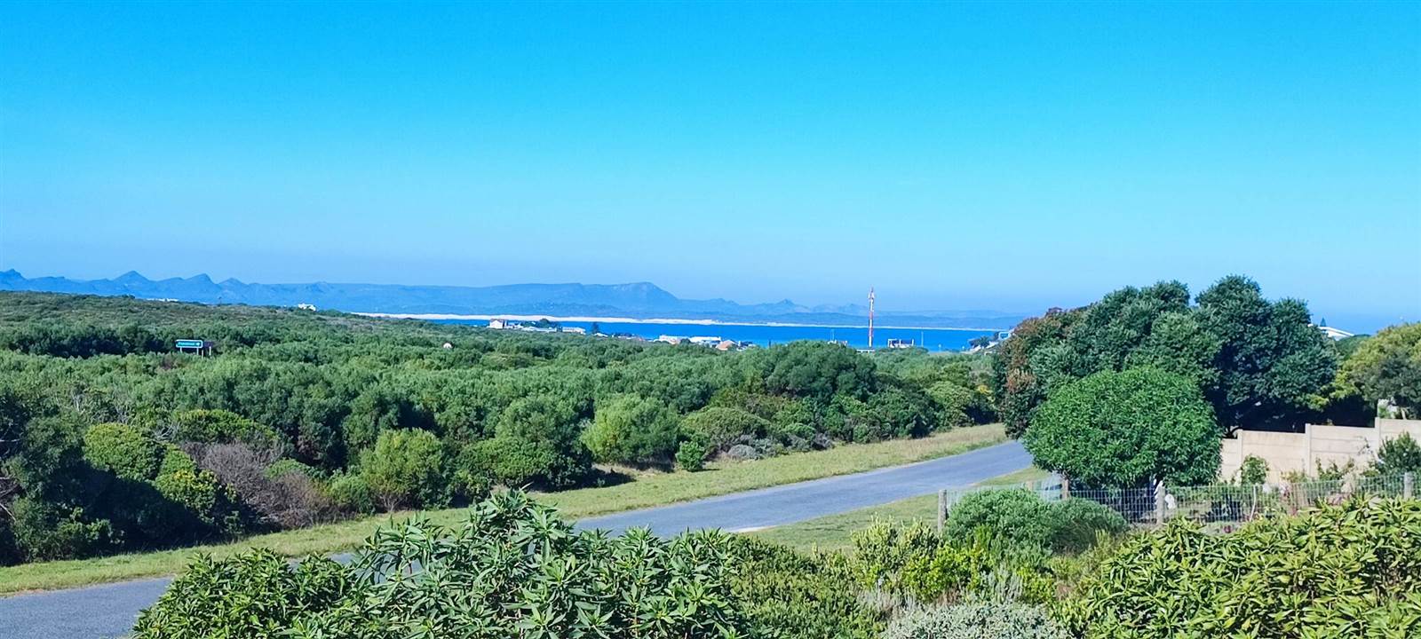 875 m² Land available in Franskraal photo number 3