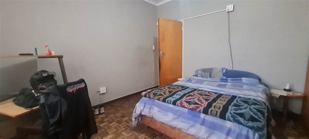 3 Bed House in Kraaifontein Central photo number 15