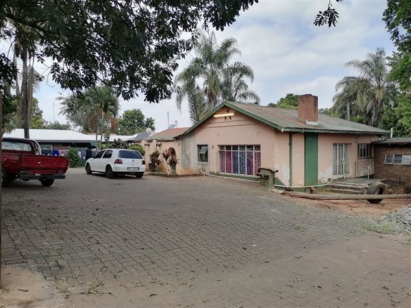 13 Bed House in Tzaneen