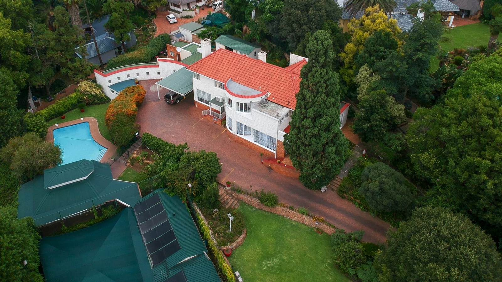 4 Bed House in Northcliff photo number 29