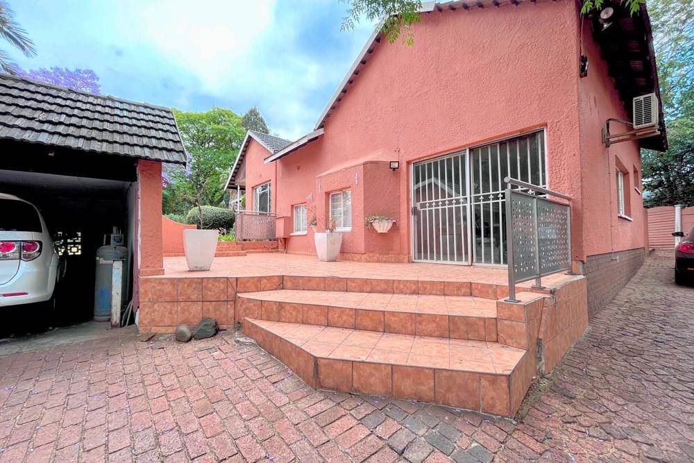 3 Bed House in Cresta photo number 17