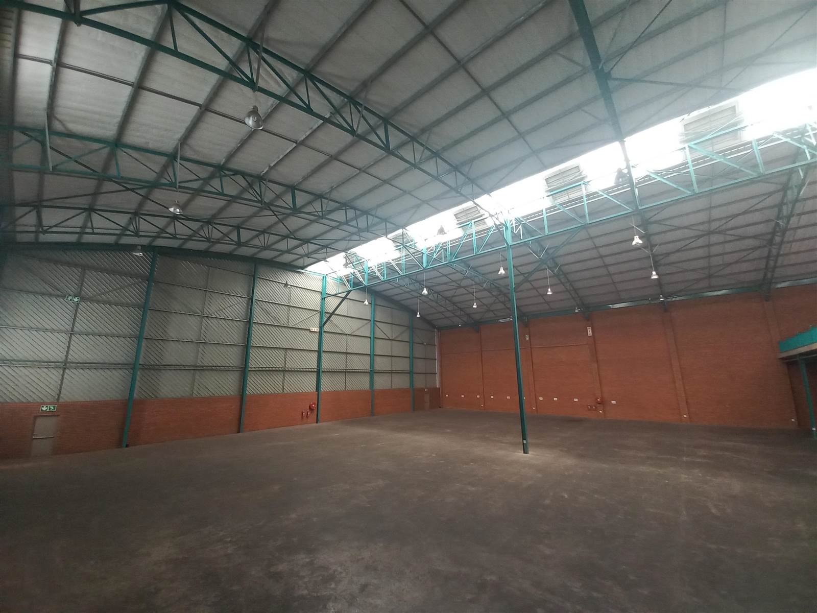 2270  m² Industrial space in Pomona photo number 9