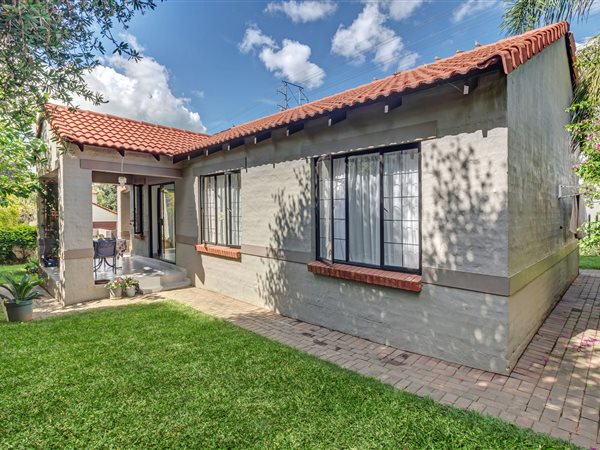 2 Bedroom House 2 Bedroom House