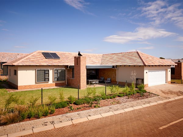 3 Bedroom House 3 Bedroom House