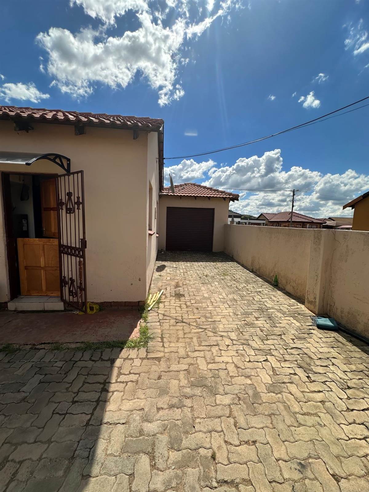 2 Bed House in Mamelodi East photo number 7