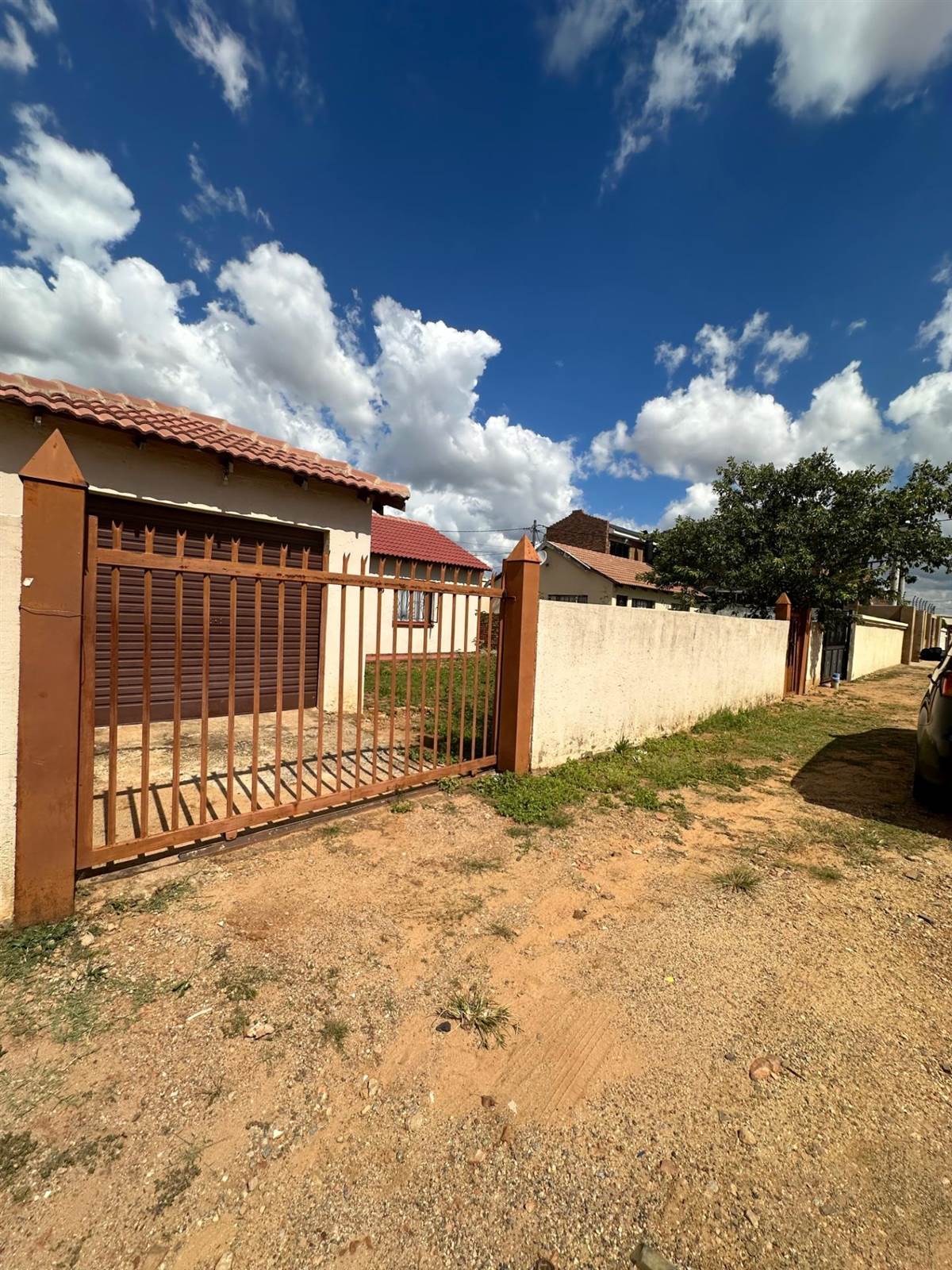 2 Bed House in Mamelodi East photo number 4